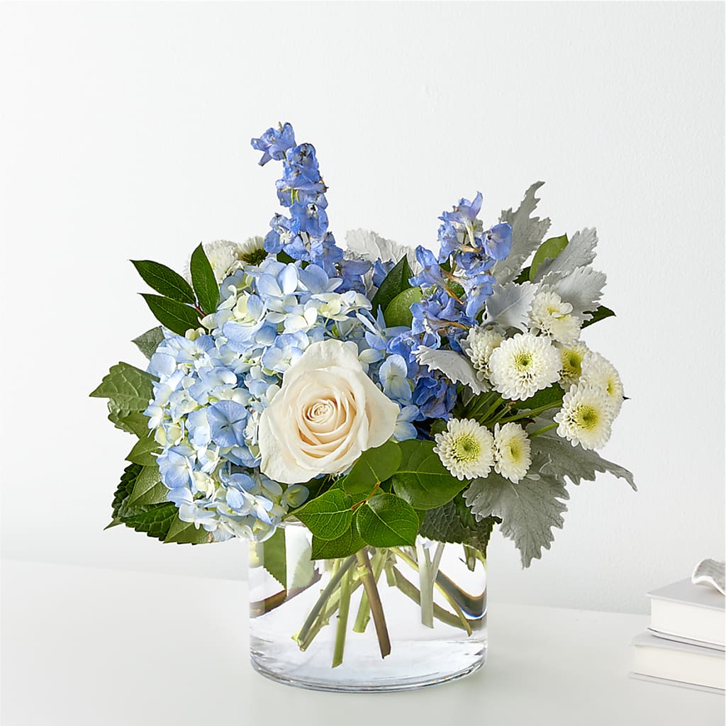 Clear Skies Bouquet – Willow Blooms Floral, Marlin TX