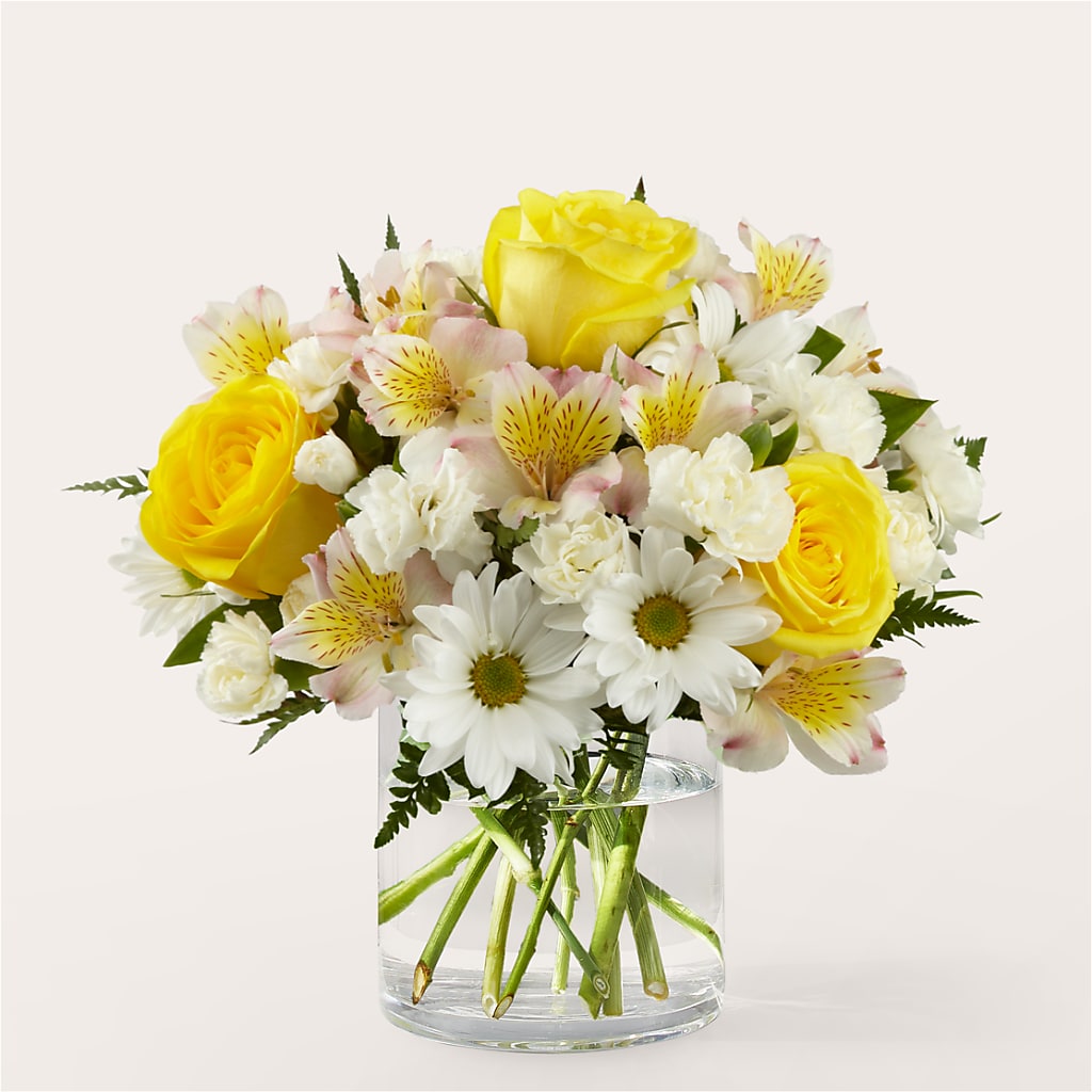 Gleeful Bouquet – Willow Blooms Floral, Marlin TX