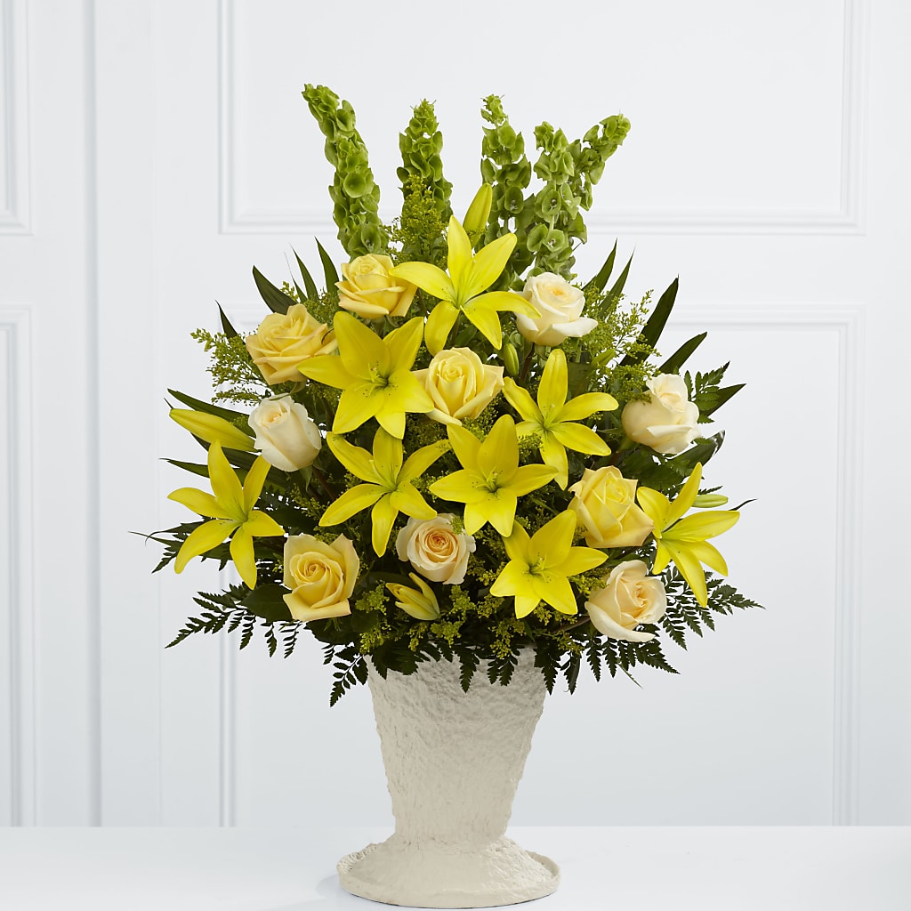 Golden Memories Arrangement – Willow Blooms Floral, Marlin TX