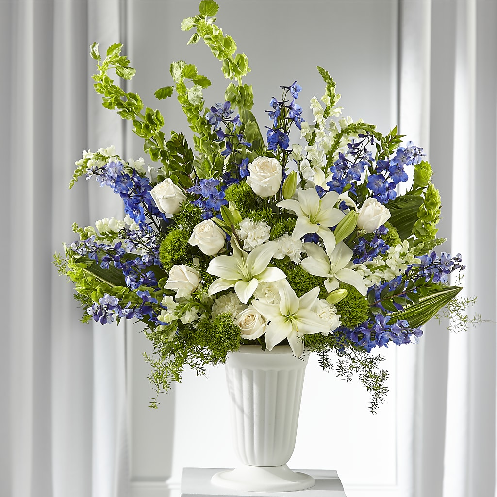 Heartfelt Hope Arrangement – Willow Blooms Floral, Marlin TX