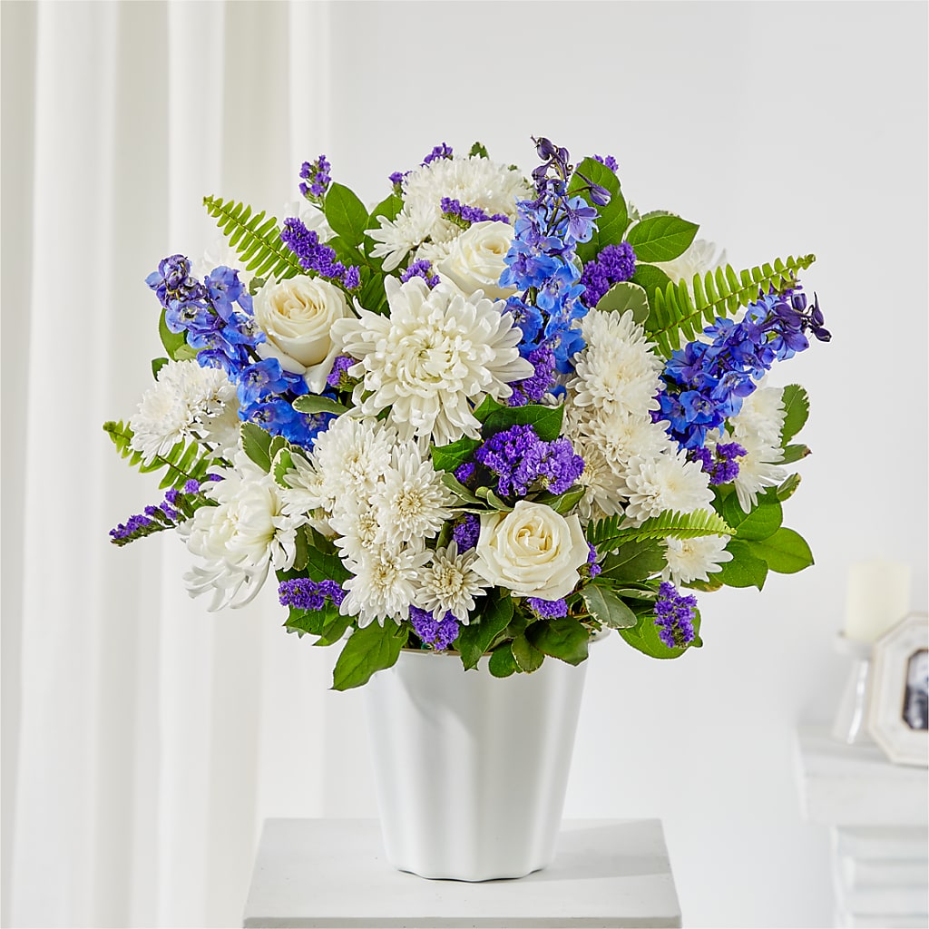 Hold Dear Tabletop Basket – Willow Blooms Floral, Marlin TX