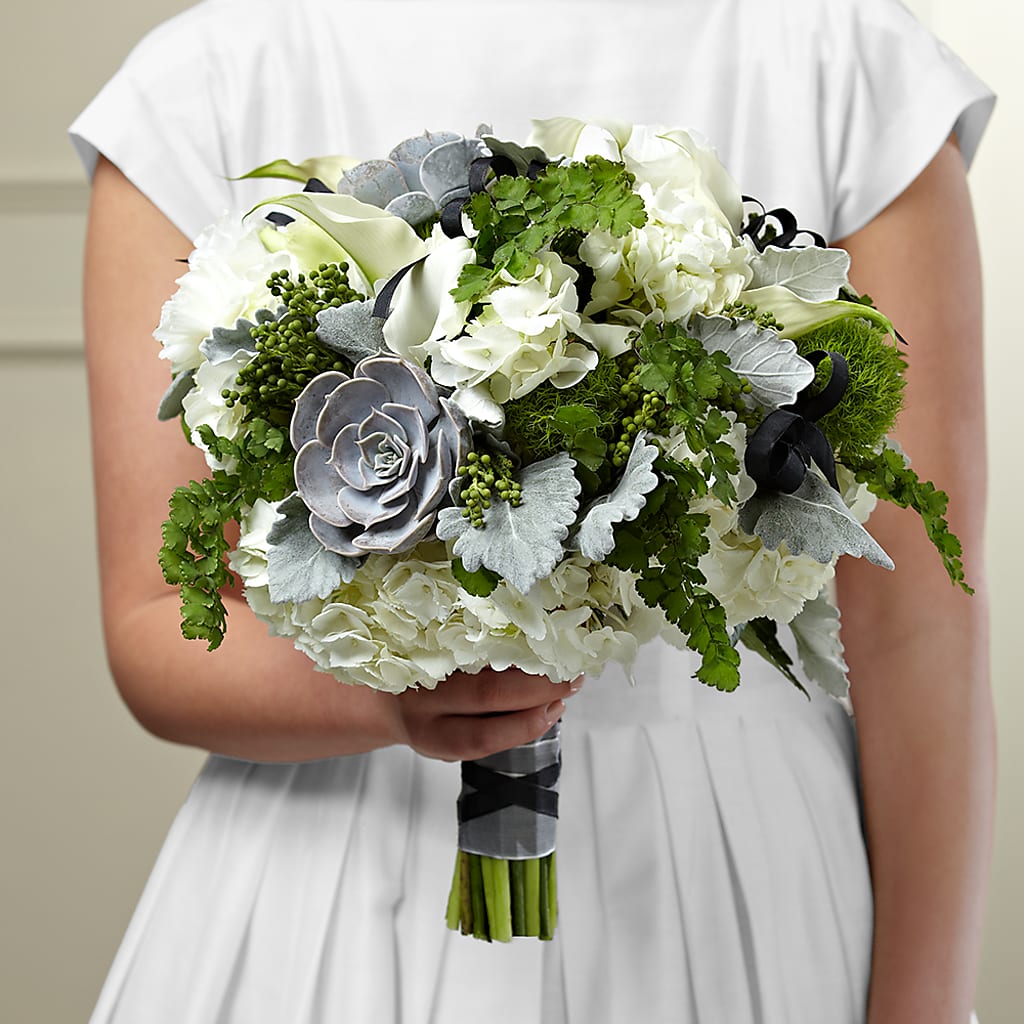 Sweet Innocence Bouquet – Willow Blooms Floral, Marlin TX