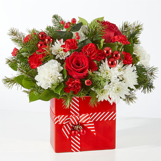 Presents Under the Tree Bouquet –  Willow Blooms Floral, Marlin TX