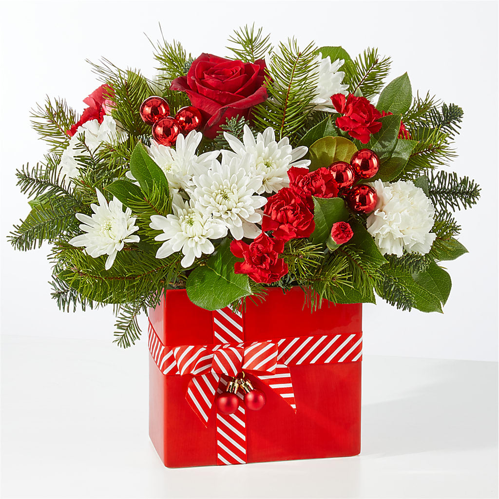 Presents Under the Tree Bouquet –  Willow Blooms Floral, Marlin TX