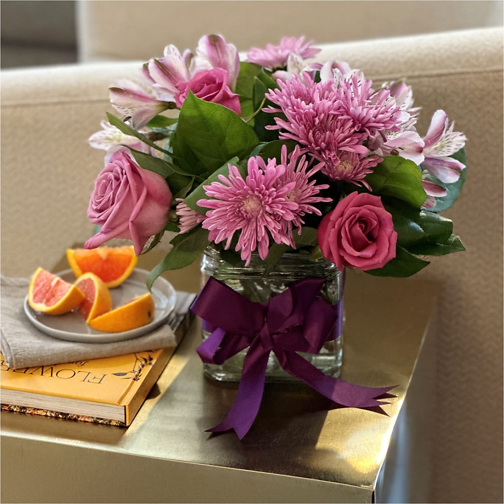 Sugarplum Bouquet –  Willow Blooms Floral, Marlin TX