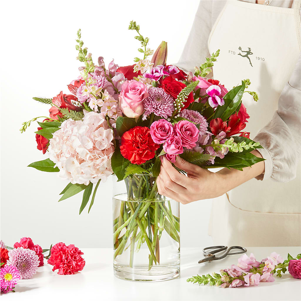 Swooning Over You - A Luxury Florist Original –  Willow Blooms Floral, Marlin TX