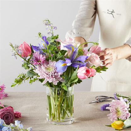 Pastel Tradition - A Florist Original –  Willow Blooms Floral, Marlin TX