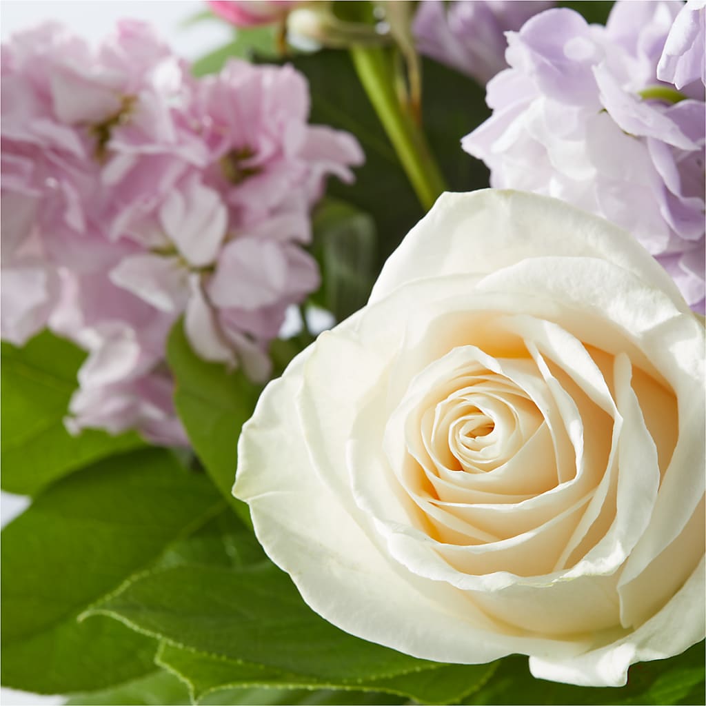 Springtime Spritz Bouquet –  Willow Blooms Floral, Marlin TX