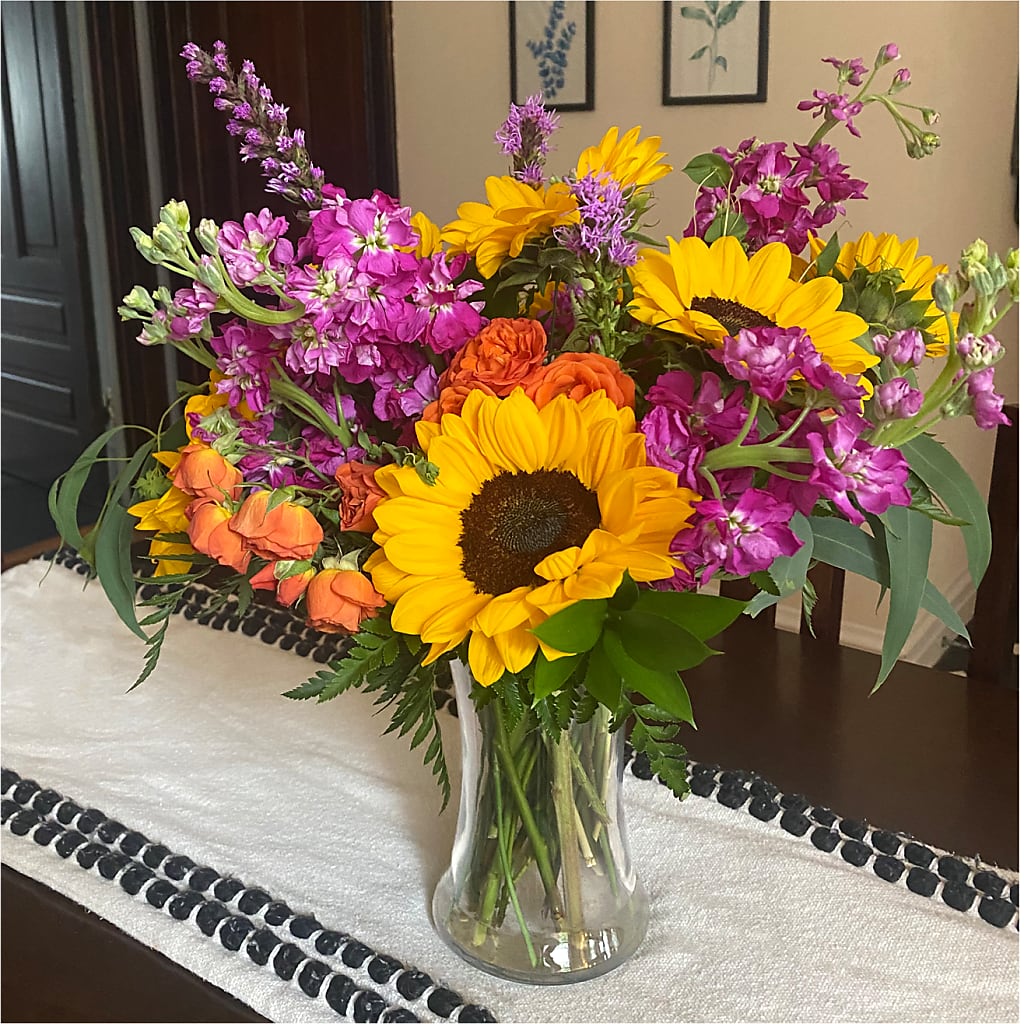 Rays of Life Bouquet –  Willow Blooms Floral, Marlin TX