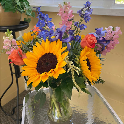 Rays of Life Bouquet –  Willow Blooms Floral, Marlin TX