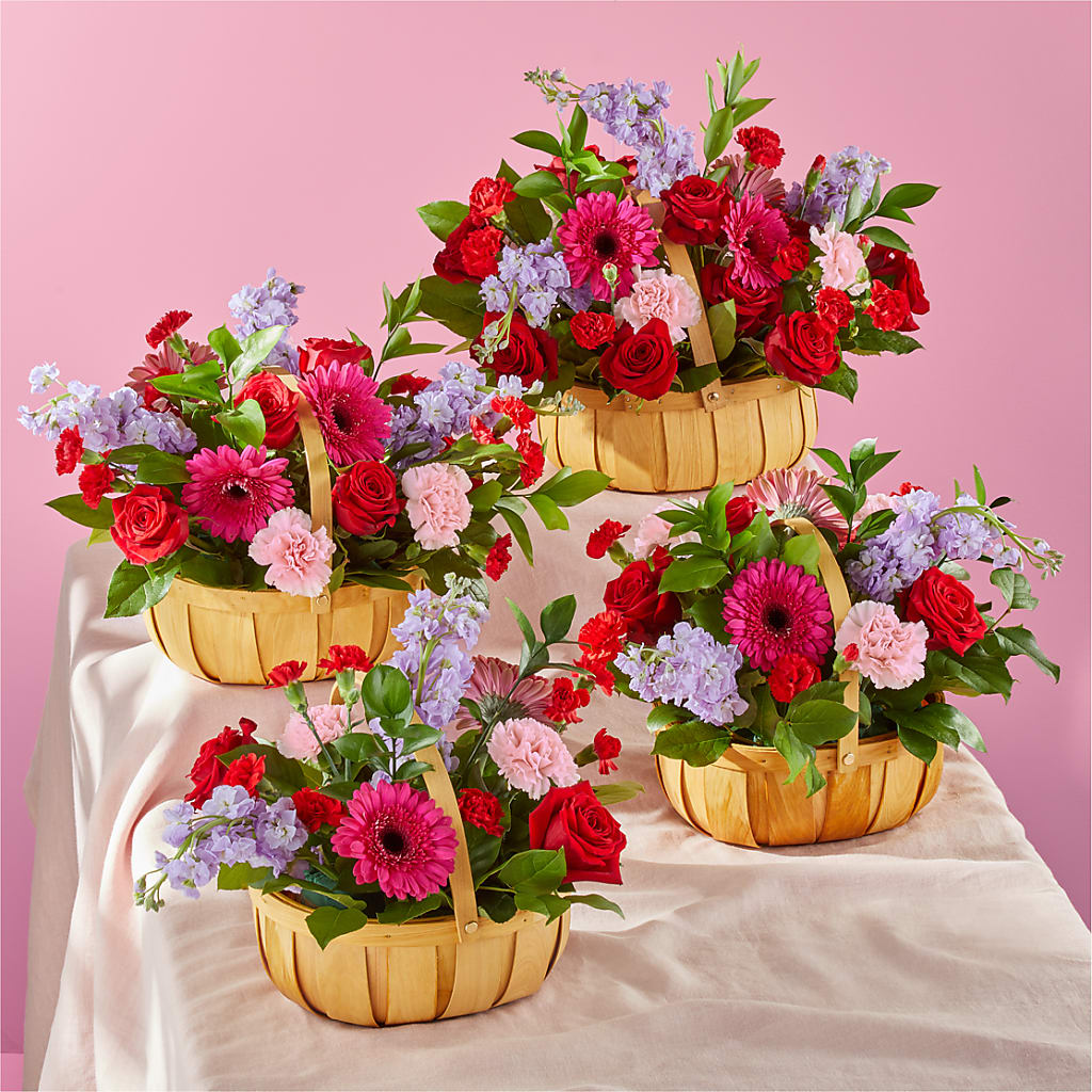 Pink Picnic Basket –  Willow Blooms Floral, Marlin TX