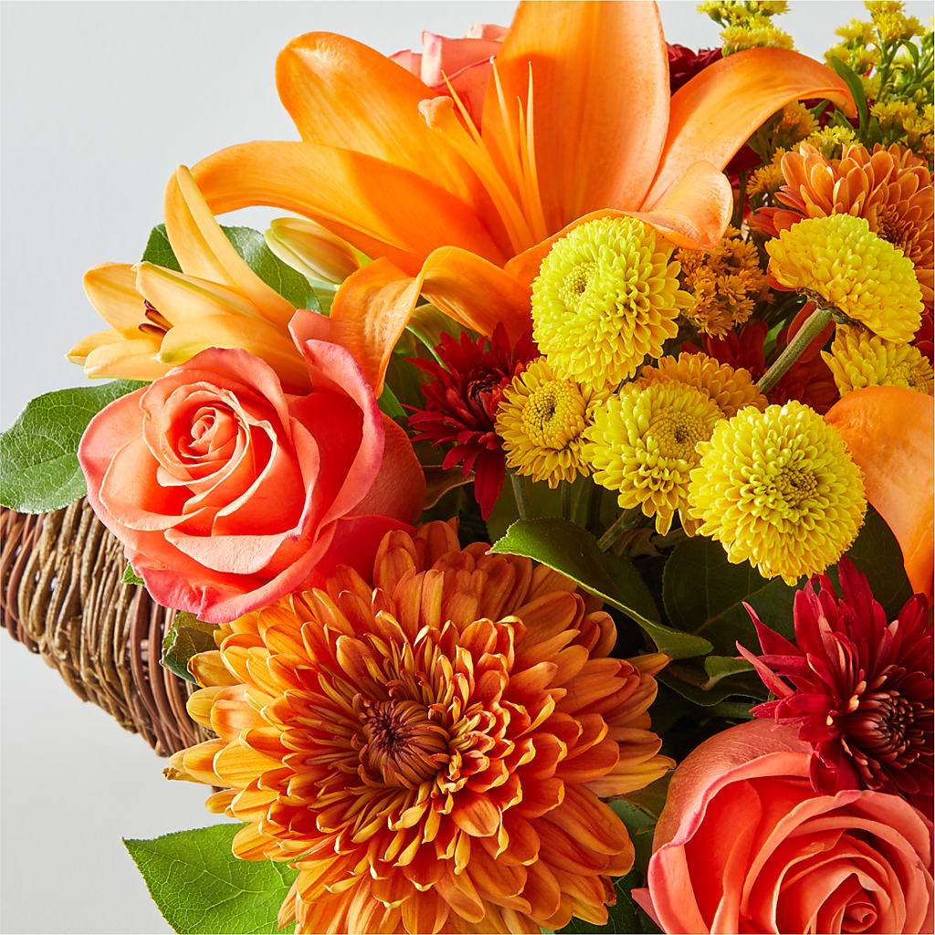 Bouquet of Blessings Cornucopia –  Willow Blooms Floral, Marlin TX