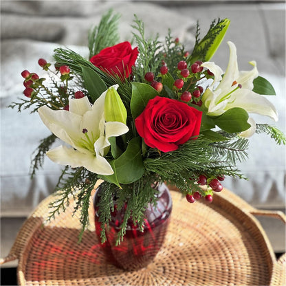 Evergreen Delight Bouquet –  Willow Blooms Floral, Marlin TX