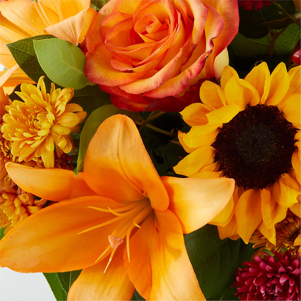 Grateful Centerpiece –  Willow Blooms Floral, Marlin TX