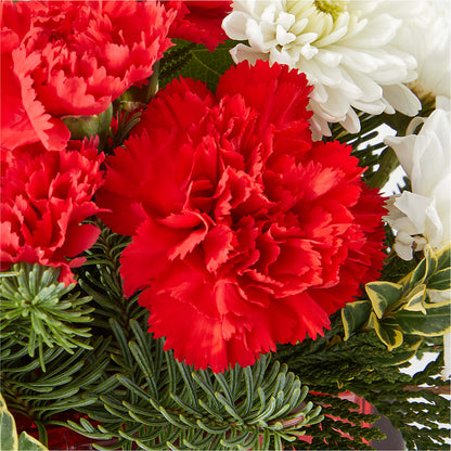 Christmas Market Bouquet –  Willow Blooms Floral, Marlin TX