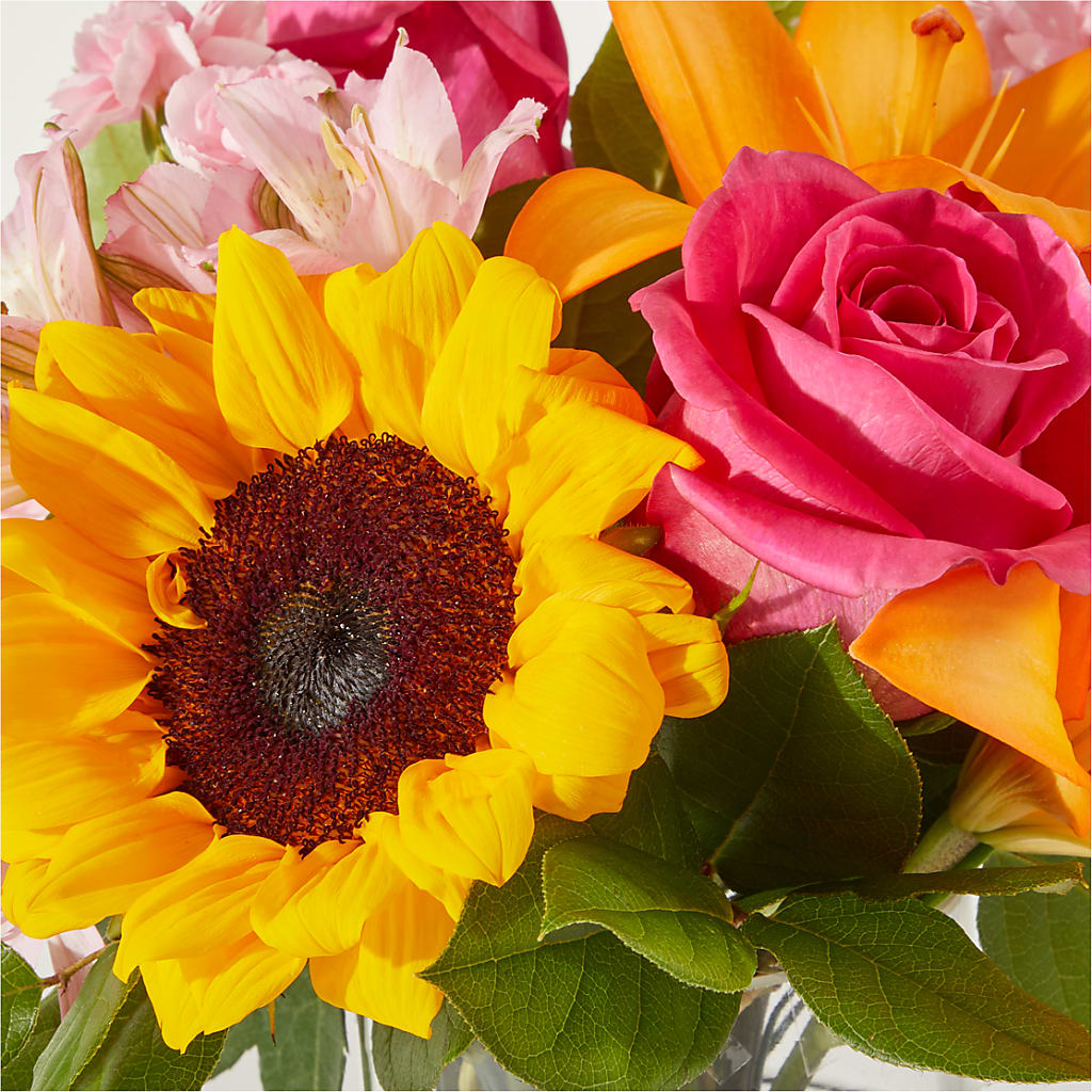 In Full Swing Bouquet –  Willow Blooms Floral, Marlin TX