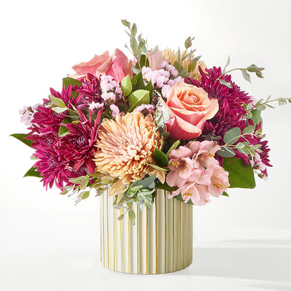 Berry Cobbler Bouquet with Ivory Vase –  Willow Blooms Floral, Marlin TX