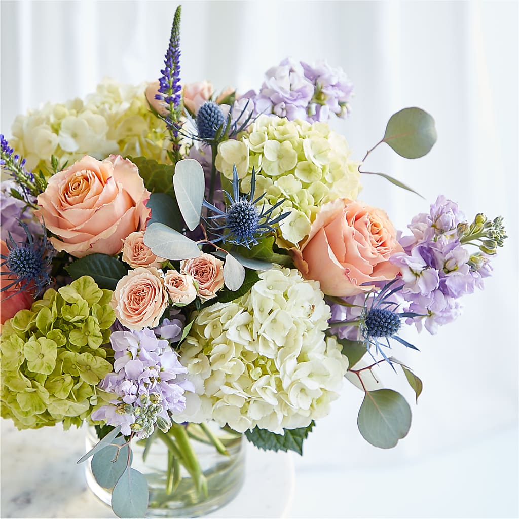 Porch Swing Bouquet –  Willow Blooms Floral, Marlin TX