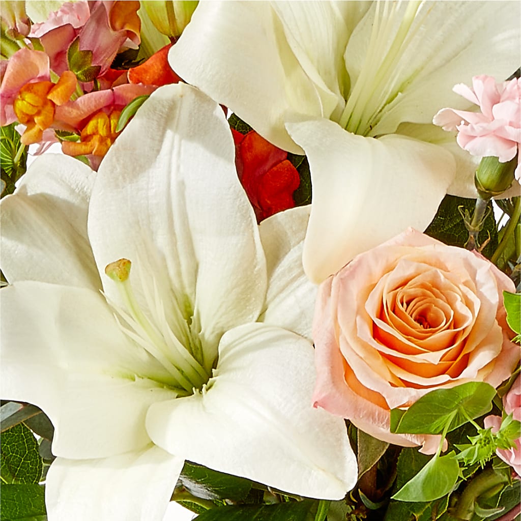 Grapefruit Splash Bouquet –  Willow Blooms Floral, Marlin TX
