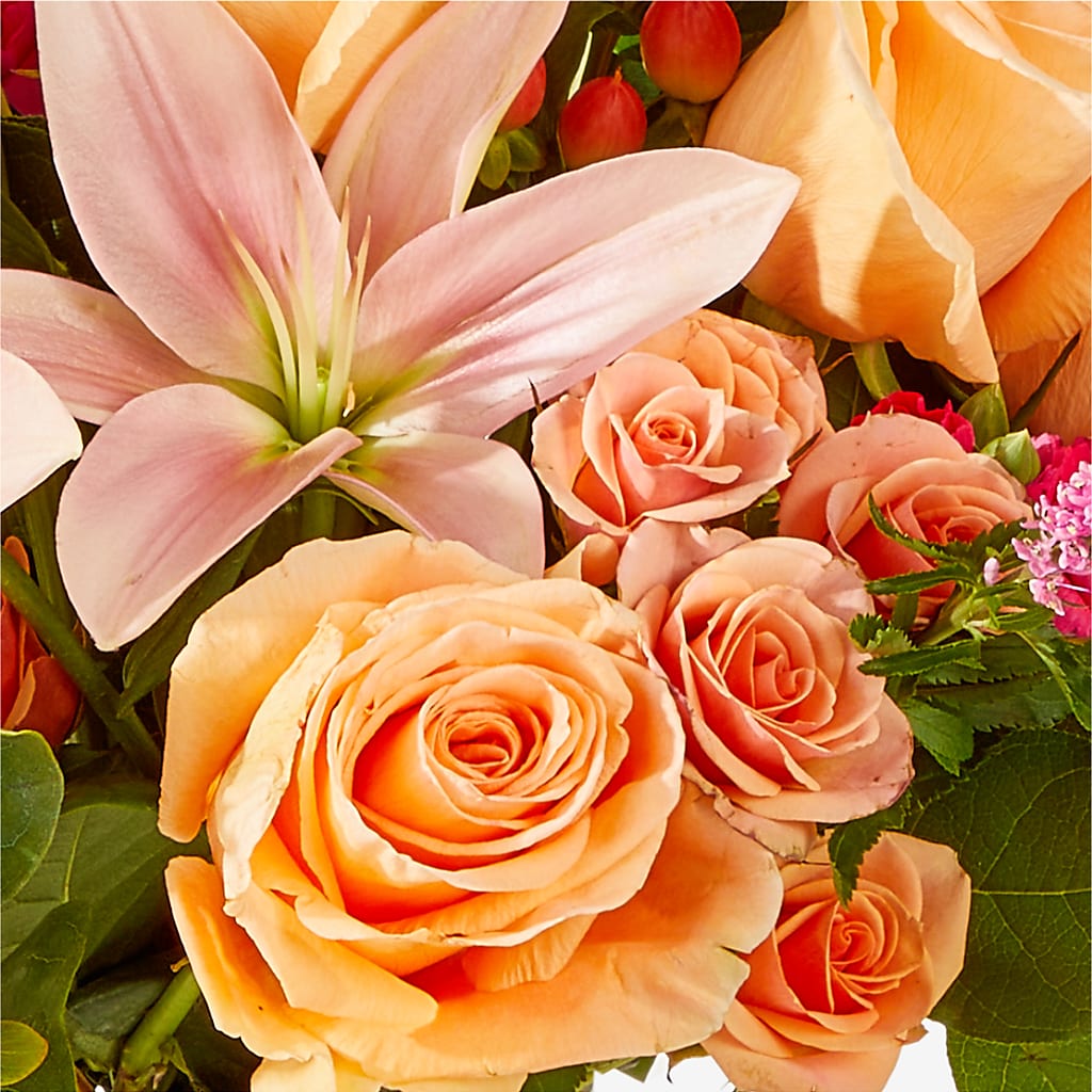 Bisous Bouquet –  Willow Blooms Floral, Marlin TX