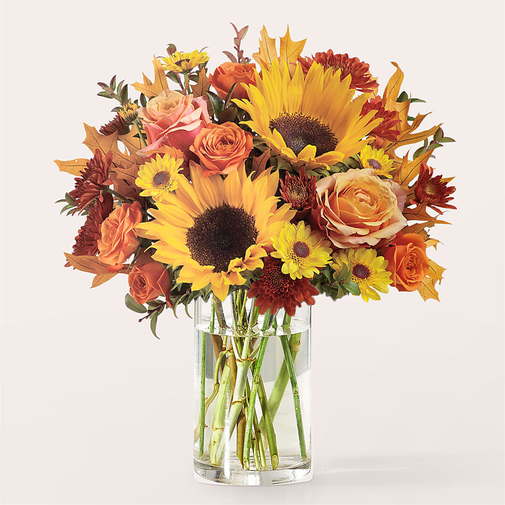 Fluttering Foliage Bouquet –  Willow Blooms Floral, Marlin TX